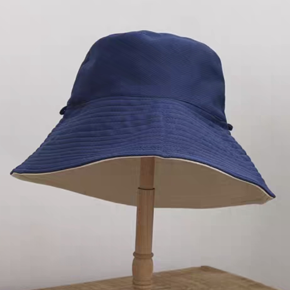 NWOT Navy Blue / beige double sizes bucket hat